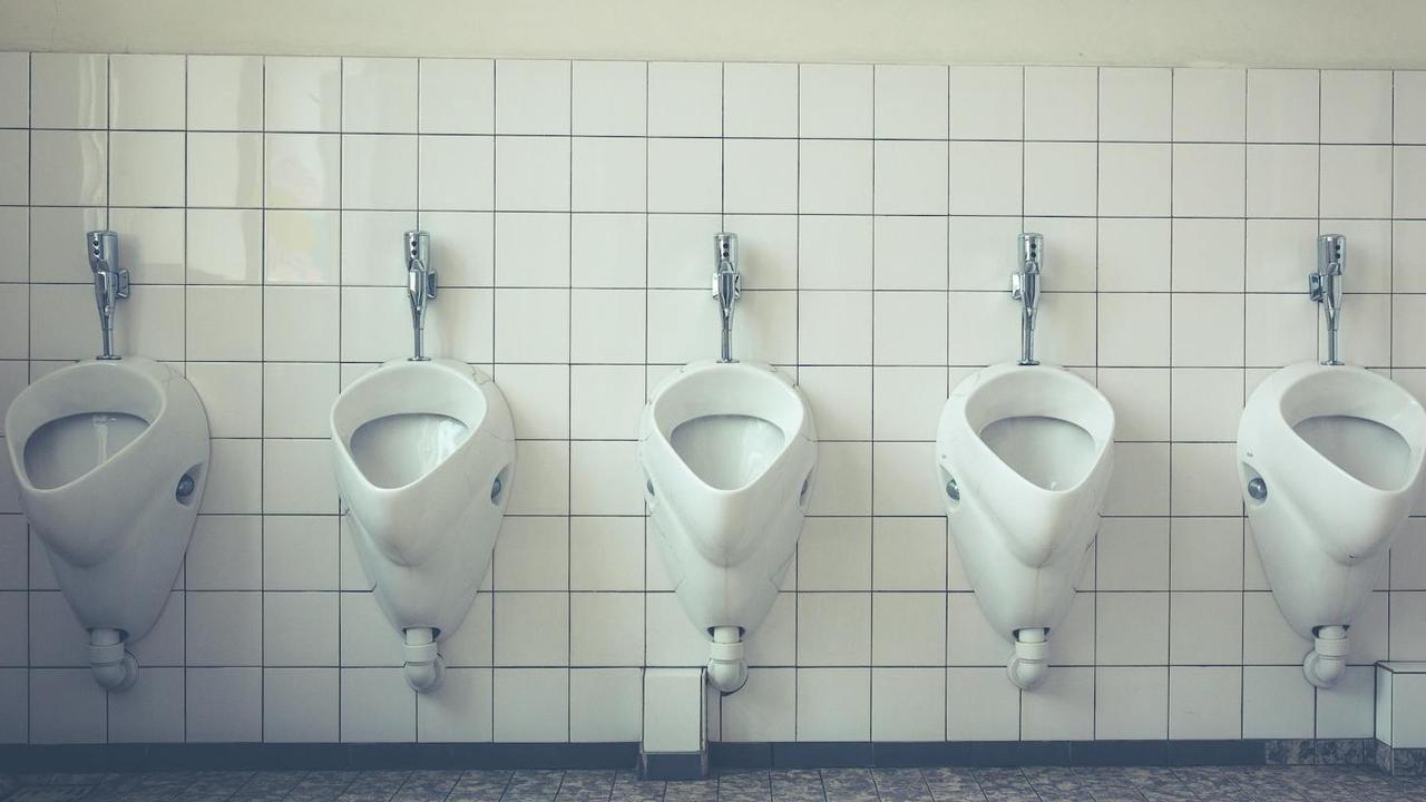 ilustrasi toilet pria