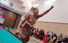 Trivia: Kostum dari Kardus! Lapas Kediri Fasilitasi Adu Kreativitas WBP Peringati HUT RI