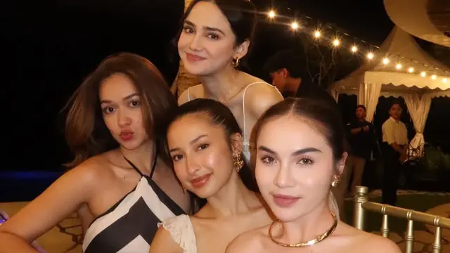 Jennifer Choppen saat welcoming dinner Syifa Hadju dan El Rumi di Bali. [@elinaaaaajoerg]