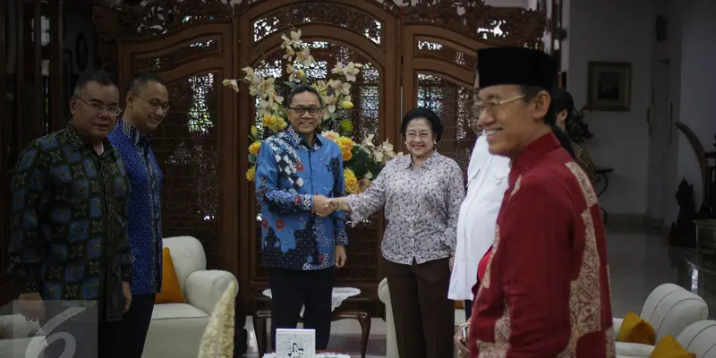20161122-Ketum-PAN-Zulkifli-Hasan-Sambangi-Kediaman-Megawati-Jakarta-FF