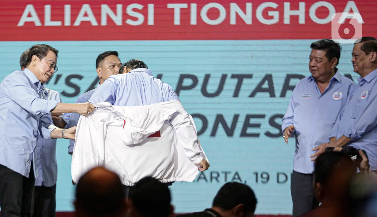 Aliansi Tionghoa Indonesia mendeklarasikan dukungan untuk memenangkan pasangan calon presiden dan wakil presiden nomor urut 2 Prabowo Subianto-Gibran Rakabuming Raka dalam satu putaran Pilpres 2024. (Liputan6.com/Faizal Fanani)
