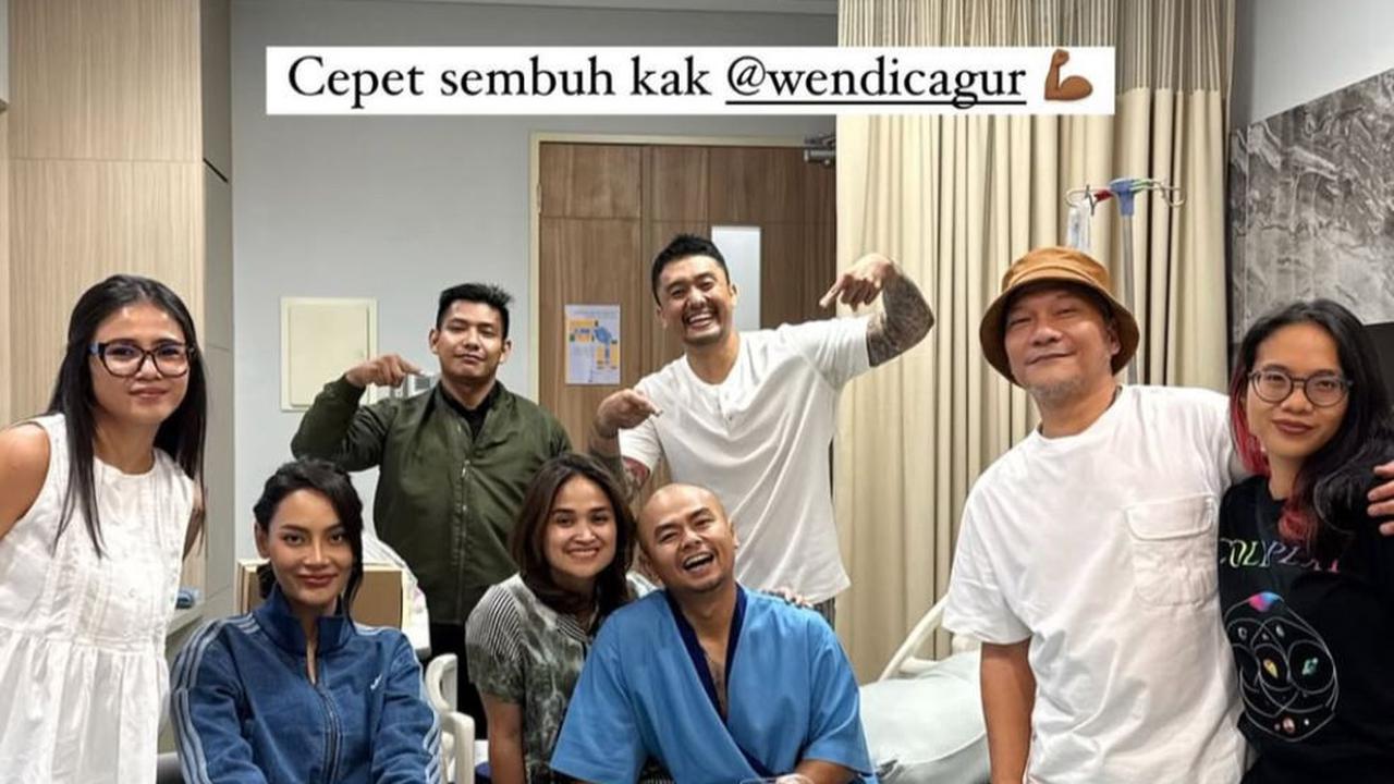 Deretan Selebriti Jenguk Wendy Cagur, Dukungan Penuh dan Doa Mengalir