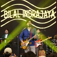 Bilal Indrajaya menutup FIMELA Day dengan lagu hit “Niscaya”. [Dok/Fimela/Adrian Utama P].