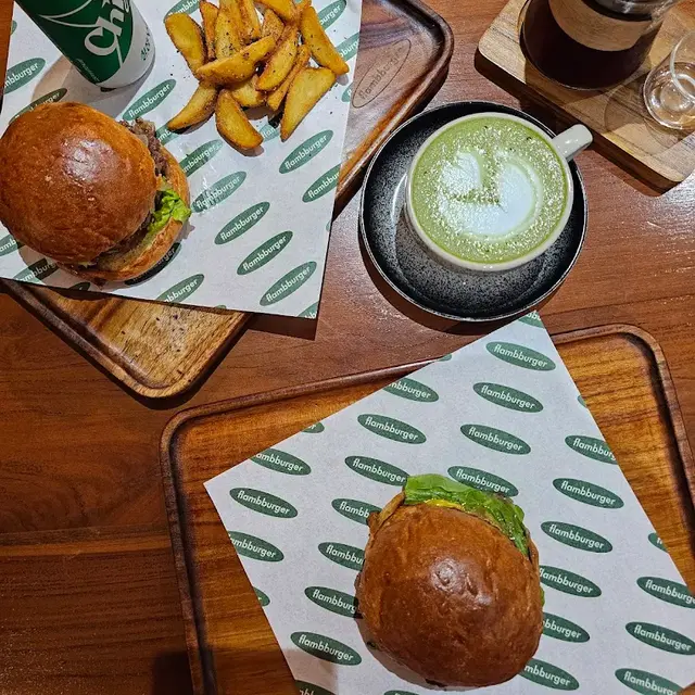 Flambburger HQ