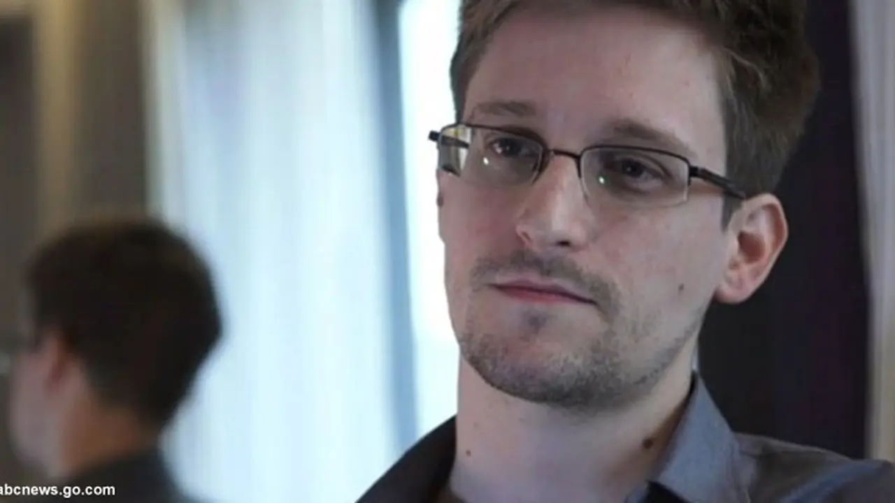 snowden-130712c.jpg