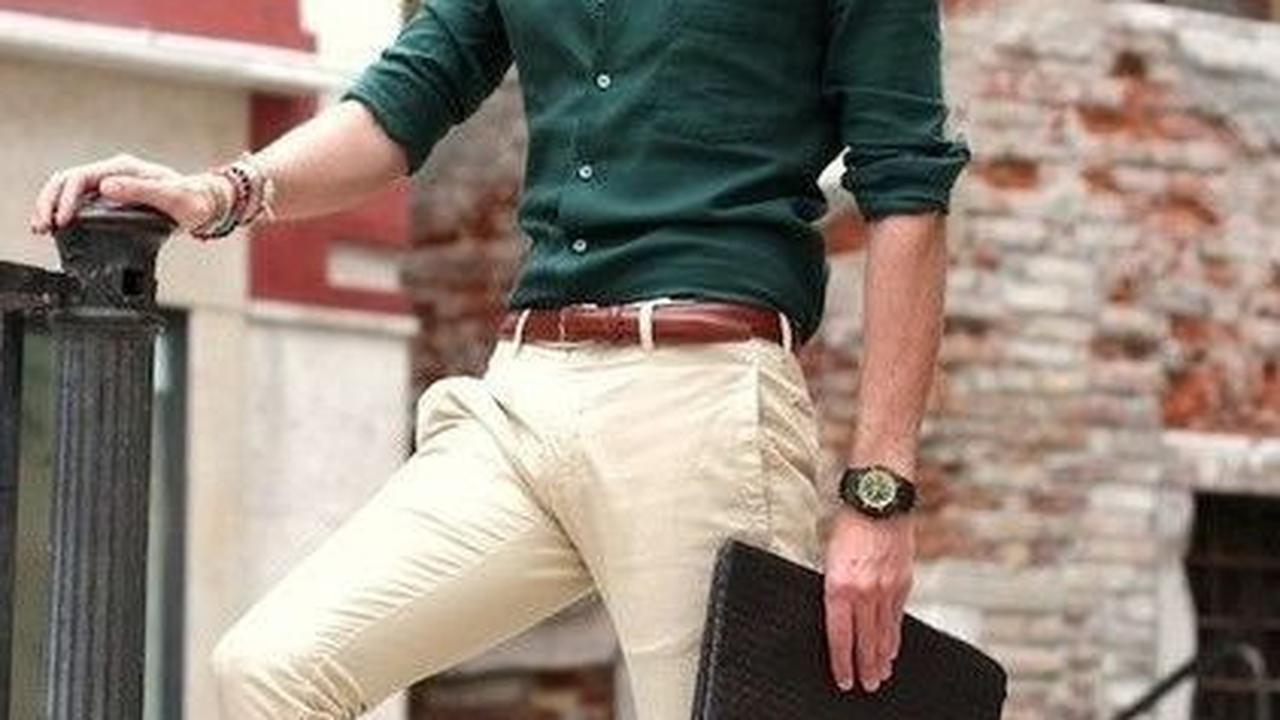 <b>Celana Chino untuk Look Formal</b>