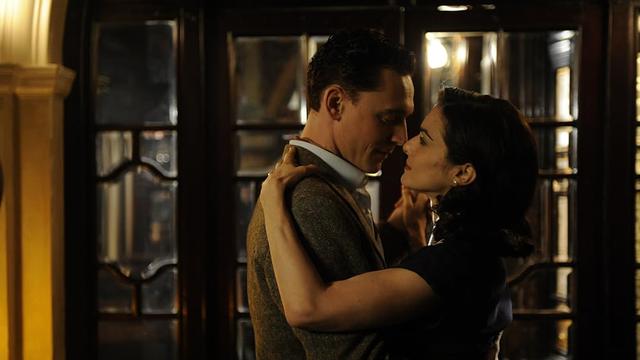 The Deep Blue Sea (2011)