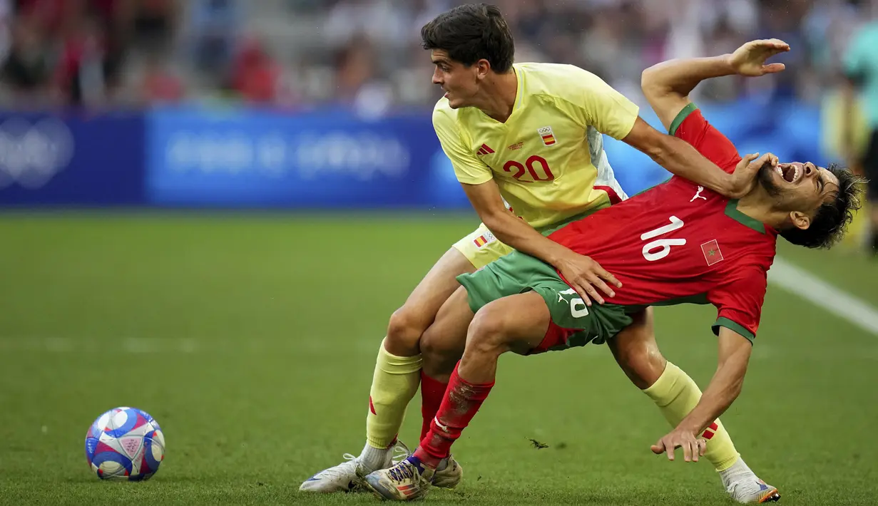 Spanyol akan menghadapi pemenang antara Prancis lawan Mesir di laga final sepak bola Olimpiade 2024 nanti. (AP Photo/Daniel Cole)