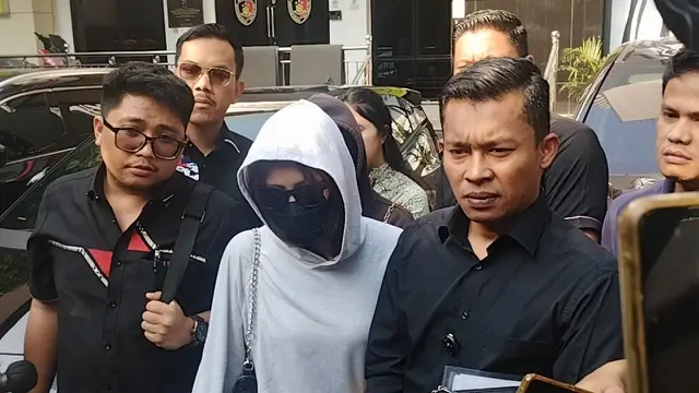 Pelapor Kasus Dugaan Kekerasan Seksual Betrand Peto Jalani Pemeriksaan, Polisi Ajukan 23 Pertanyaan