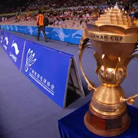 Sesekali narsis, tim FEED Bintang.com berbagi gacoan di Piala Sudirman 2015. Let's go!