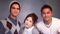 Hengky Kurniawan berpose bersama Aliando dan Prilly . (foto: instagram.com/hengkykurniawan)