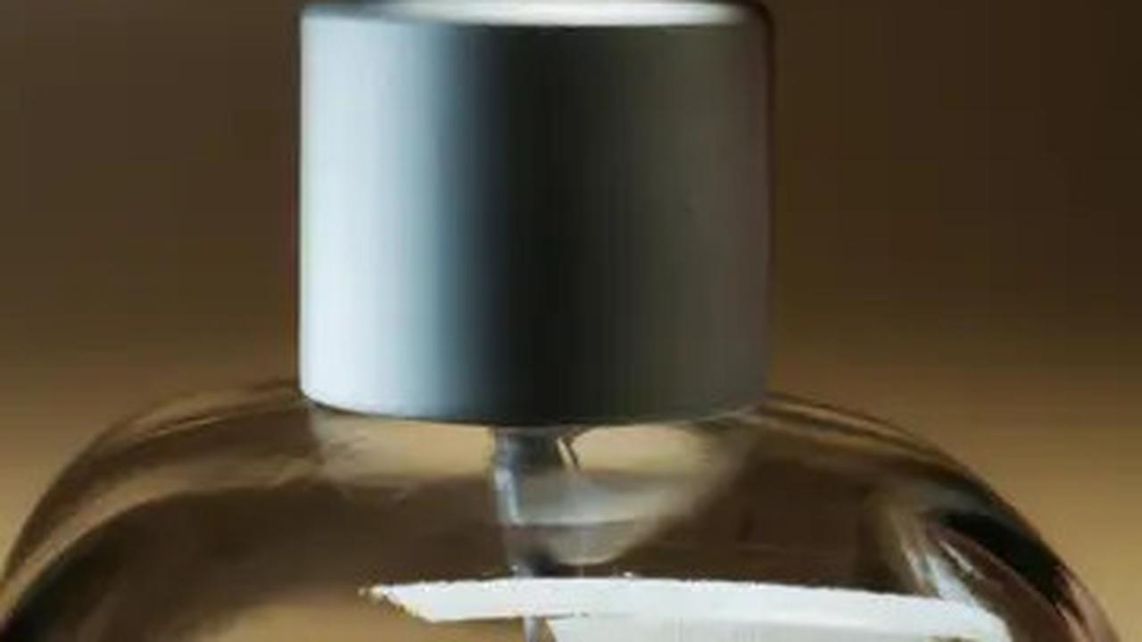 Fungsi Alkohol pada Parfum, Tak Sekedar Bahan Tambahan