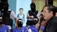 Kabag Humas BNN Kombes Pol Sumirat Dwiyanto mengatakan barang haram yang dimusnahkan berasal dari dua kasus penyeludupan narkotika yang dilakukan sindikat internasional, Selasa (13/5/14). (Liputan6.com/Faizal Fanani)