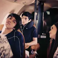 Maia Estianty mengunggah foto bersama anak-anaknya menuju Bangkok (Instagram/@maiaestiantyreal)