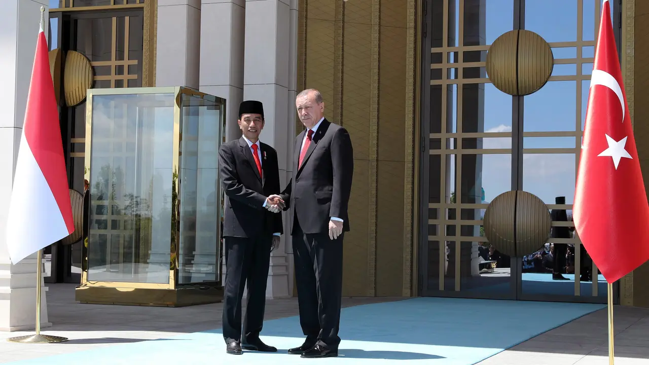 Erdogan Sambut Jokowi di Istana Turki
