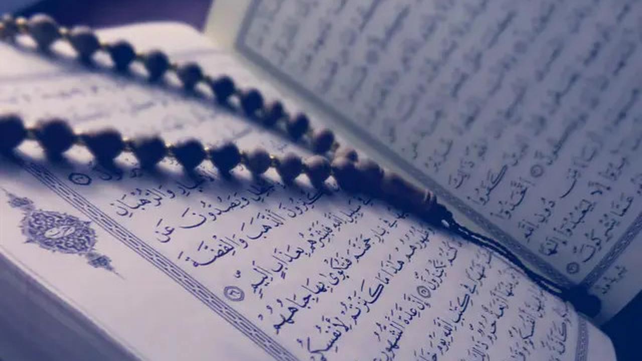 UAH Bongkar Ayat Al-Qur'an Wasilah Doa Cepat Terkabul, Favorit Rasulullah SAW