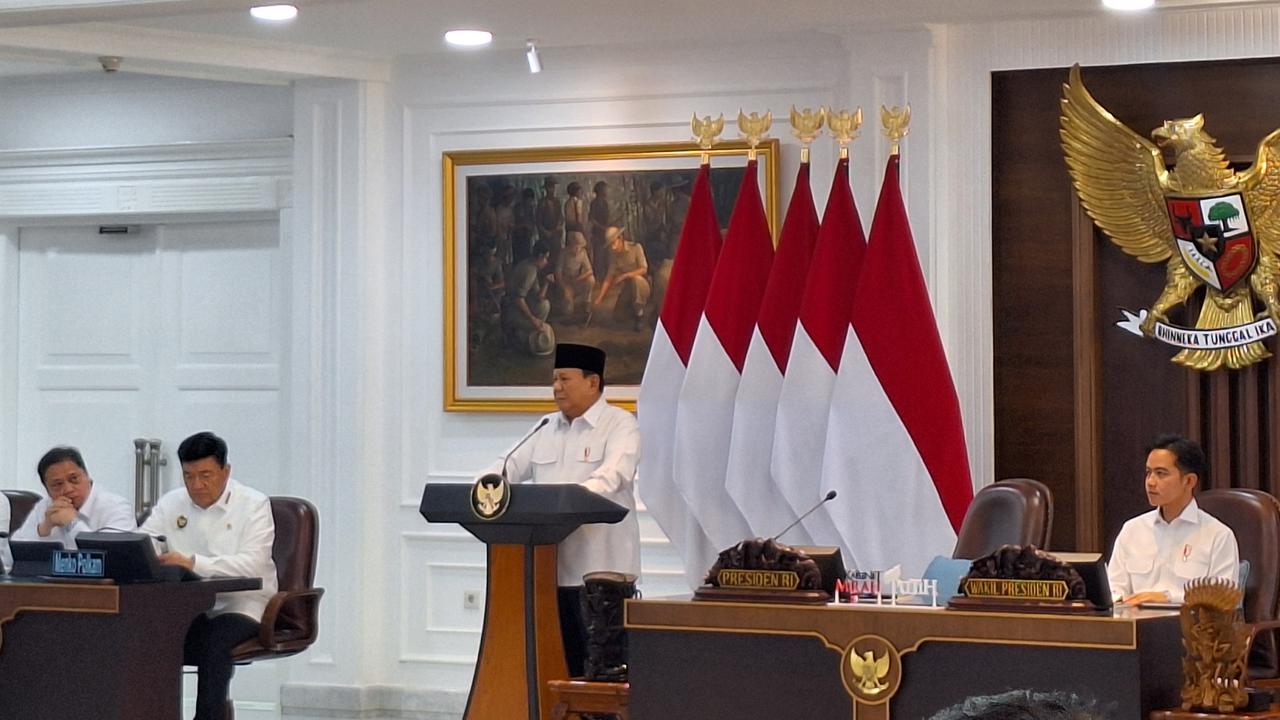 Sentil menteri Bergelar Profesor, Prabowo: Kebangetan Kalau Tak Bisa Perbaiki Sistem Kebangetan!