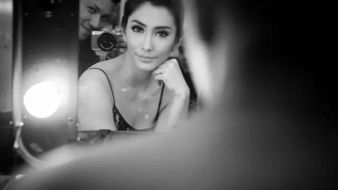 Tyas Mirasih dan Gading Marten