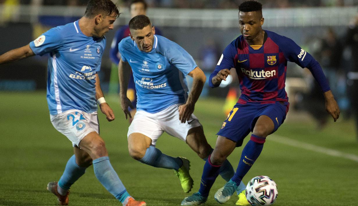 5. Ansu Fati (Barcelona) - Fati menempati posisi sebagai pemain sayap untuk skuat Barcelona. Pemain berusia 17 tahun ini memiliki market value 40 juta euro. (AFP/Lluis Gene)