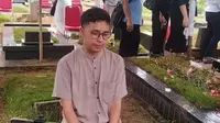 Ezra Mandira Kenang Sosok Dina Mariana, Sebut Almarhumah Ibu Terbaik dan Inspiratif