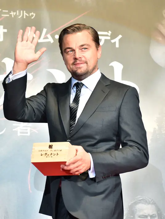 Leonardo DiCaprio kembali memikat hati seorang model wanita yang cantik dan seksi, Roxy Horner. (AFP/Bintang.com)