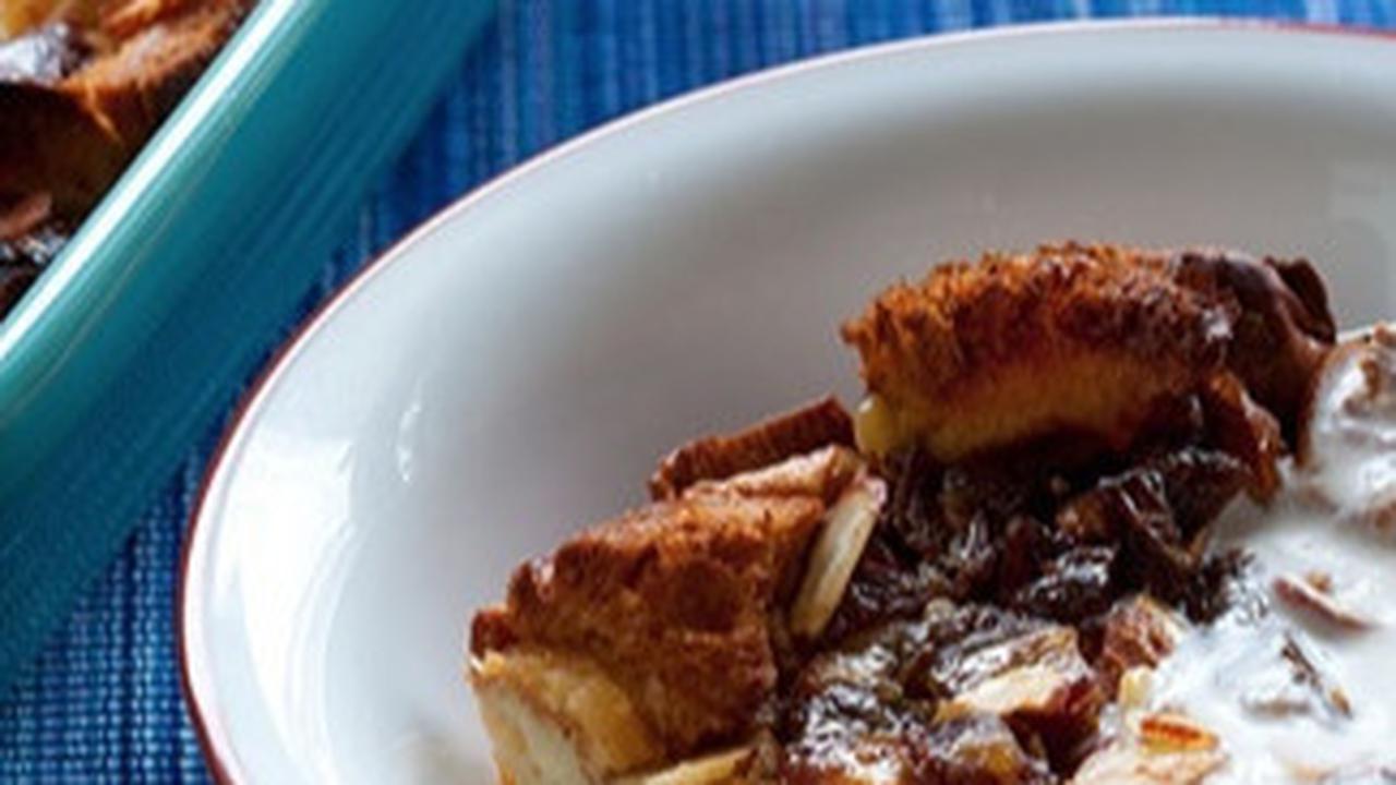 Resep Puding Roti Kurma Istimewa