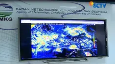 Untuk Wilayah Jabodetabek, sangat berpotensi adanya petir dan kilat.