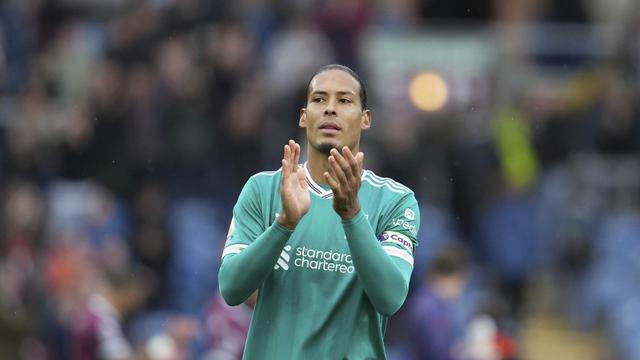 Virgil van Dijk usai berlaga di pertandingan antara Burnley vs Liverpool di Turf Moor, Minggu (14/09/2025). (AP Photo/Jon Super)