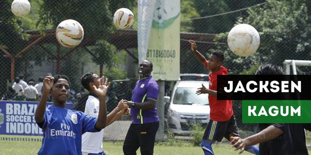 VIDEO: Jacksen F Tiago Kagumi Fisik dan Semangat Anak-anak Tulehu