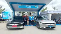 Pengisian mobil listrik di SPKLU Rest Area KM 311 A Tol Kayu Agung-Bakaheuni, tepatnya Kecamatan Sematang Panggang Kota Kayu Agung Kabupaten Ogan Komering Ilir (OKI) Sumsel (Liputan6.com / Nefri Inge)