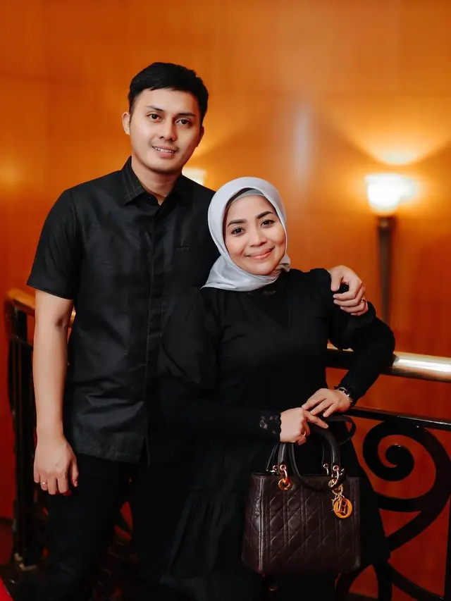 Kebersamaan Muzdalifah dan Fadel Islami