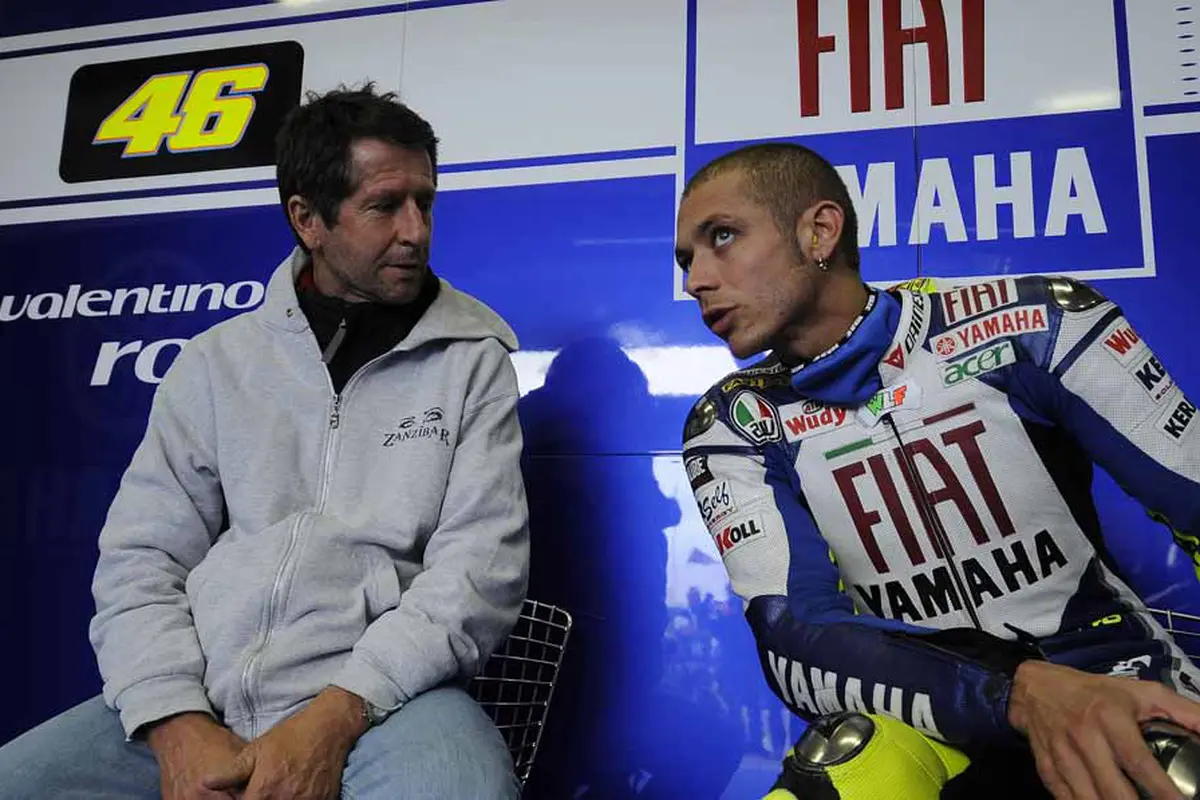 Valentino Rossi, Sang Juara yang Tetap Berbakti Pada Orangtua