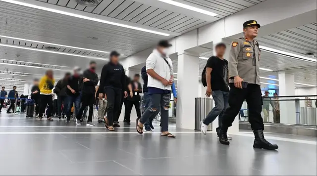 Kemlu Selesaikan 124 Ribu Kasus WNI di Luar Negeri Sejak 2024