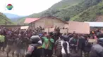 Anggota Brimob Polda masih ketat menjaga setiap ruas jalan mengantisipasi bentrok susulan dari pendukung kedua kubu pasangan calon bupati.