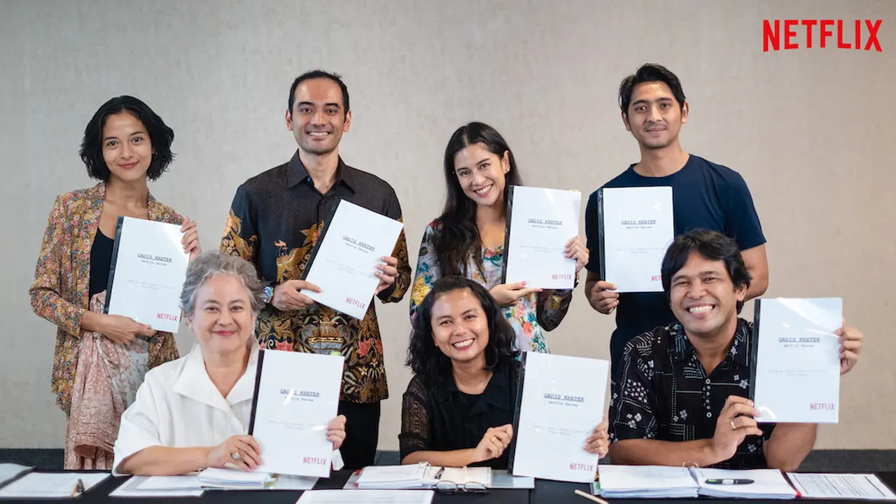 Para aktor pemeran serial Gadis Kretek yang akan tayang di Netflix. (Foto: Netflix)