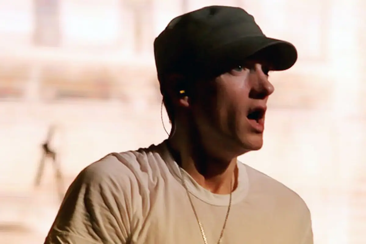 eminem-131109b.jpg