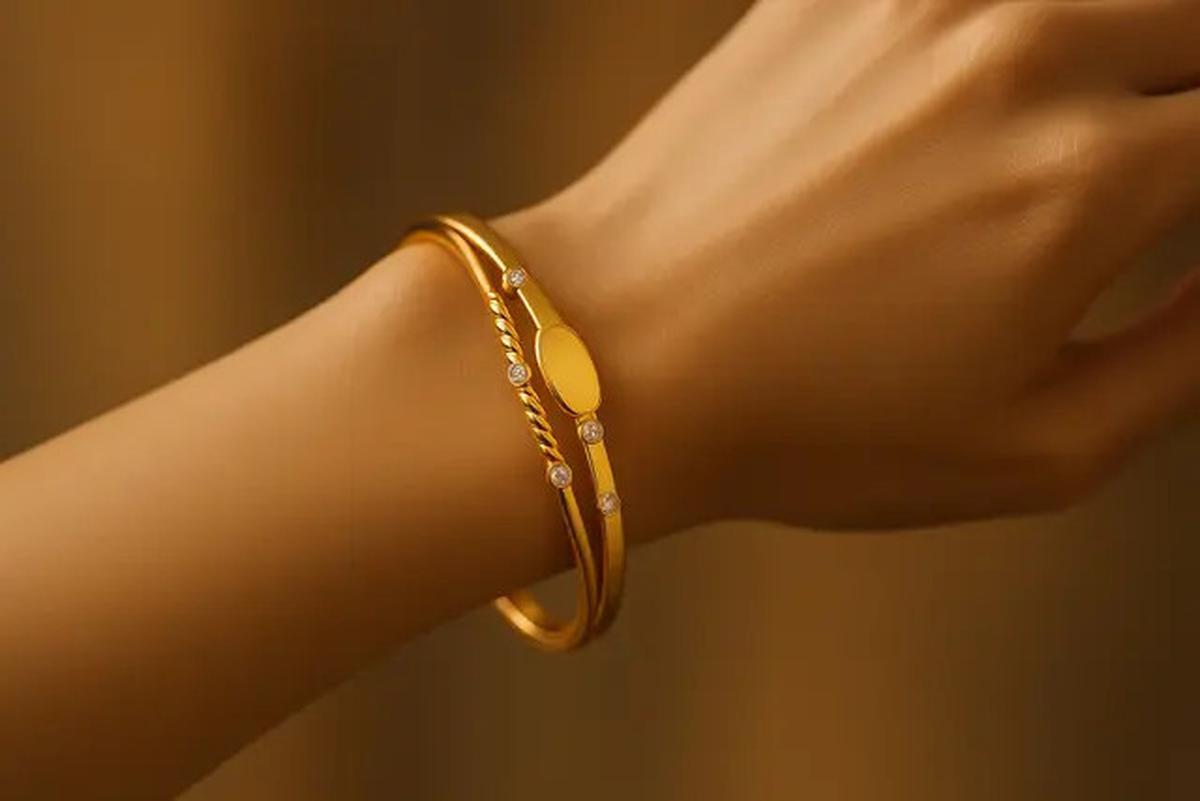 8 Desain Gelang Emas 24 Karat Kekinian 2025 yang Lagi Viral di Kalangan Ibu-Ibu