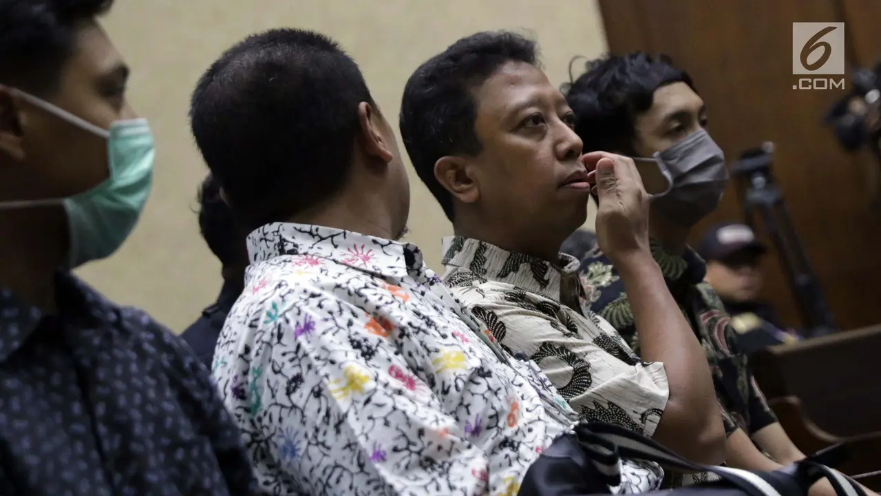 Romahurmuziy Bacakan Nota Eksepsi di Sidang Suap Jual Beli Jabatan Kemenag