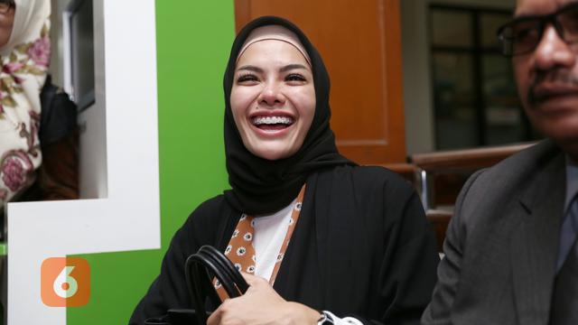 [Bintang] Nikita Mirzani