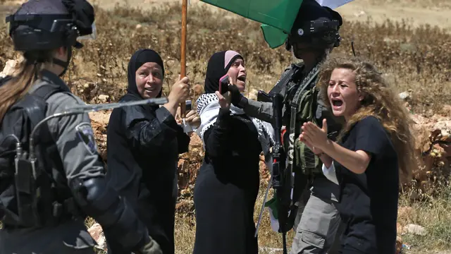 Sepak Terjang Ahed Tamimi, Gadis Palestina Lawan Tentara Israel yang Jadi Viral