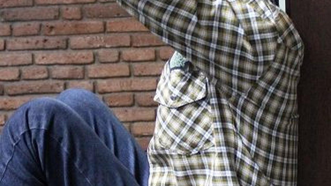 Terlalu Bucin Sampai Serahkan ATM & Gaji Selama 6 Tahun, Pria ini Syok Berat Ditinggal Nikah Sang Pacar