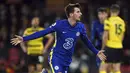 Gelandang Chelsea, Mason Mount berselebrasi usai mencetak gol ke gawang Watford pada pertandingan lanjutan Liga Inggris di  Vicarage Road, Watford, Inggris (2/12/2021). Chelsea menang tipis atas Watford 2-1. (Mike Egerton/PA via AP)