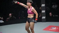 Juara dunia ONE Championship Women’s Strawweight "The Panda” Xiong Jing Nan(Foto: One Championship)
