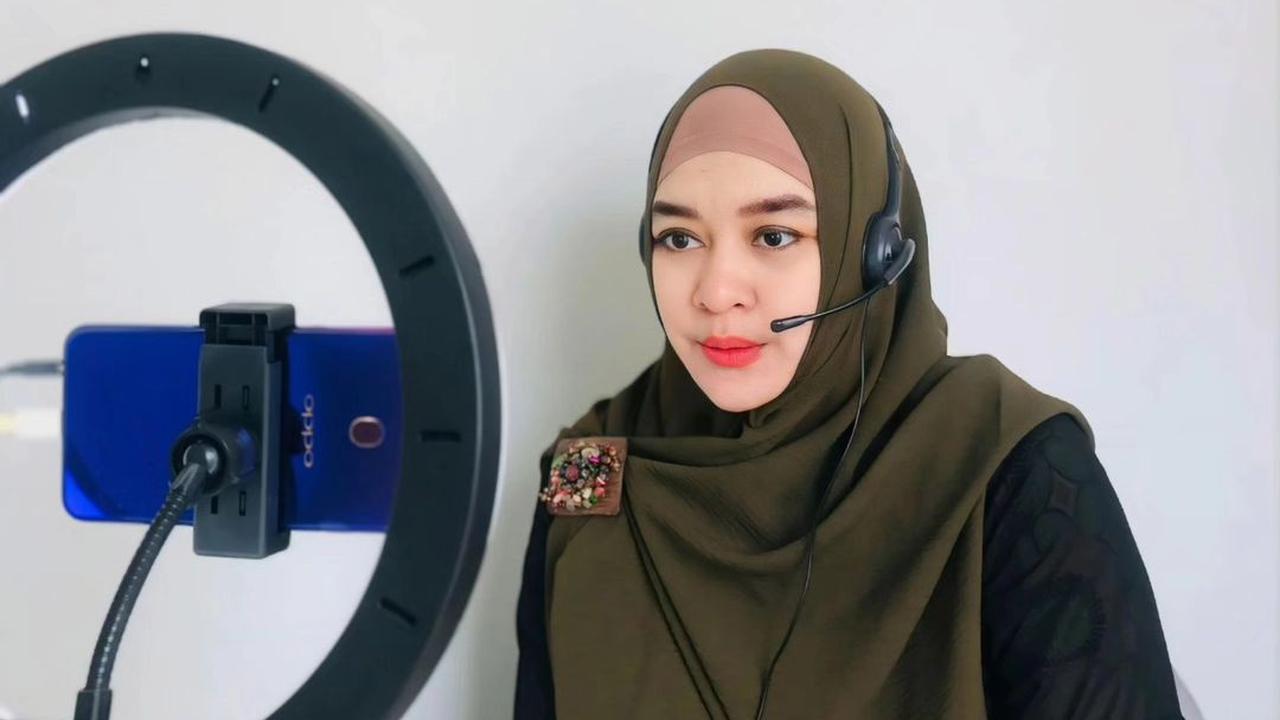 Fakta Mengejutkan Dibalik Pernikahan Zeda Salim dan Mantan Suaminya yang Diduga Alami KDRT