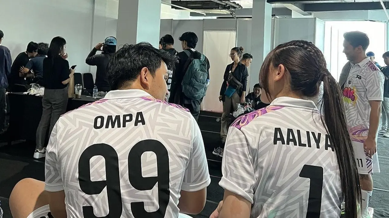 Thariq Halilintar baru saja mengunggah foto bareng Aaliyah Massaid dan memuji perempuan yang kini tengah dekat dengannya di media sosial