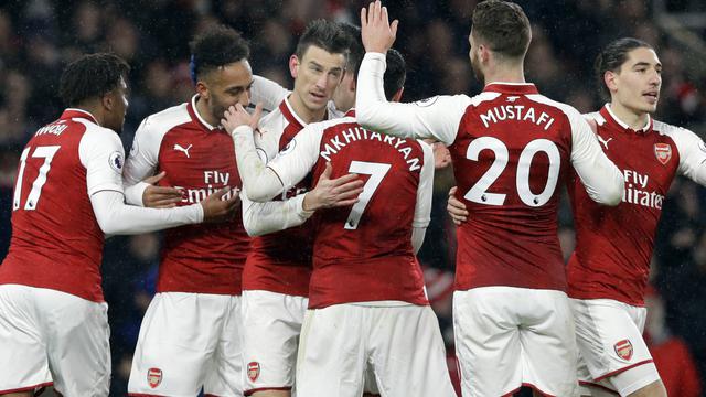 Aubameyang Cetak Gol Arsenal Menang Besar Atas Everton Inggris Bola Com