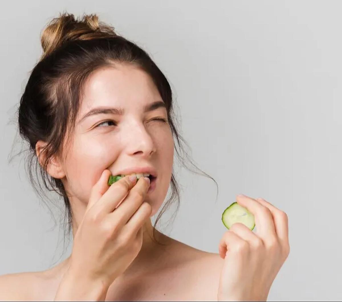 "Skin fasting adalah langkah positif untuk kulit, namun, tidak selalu cocok untuk setiap kondisi kulit. Konsultasi dengan dokter kulit adalah kunci untuk memastikan bahwa skin fasting sesuai dengan kebutuhan kulit Anda," saran Dr. Robinson.