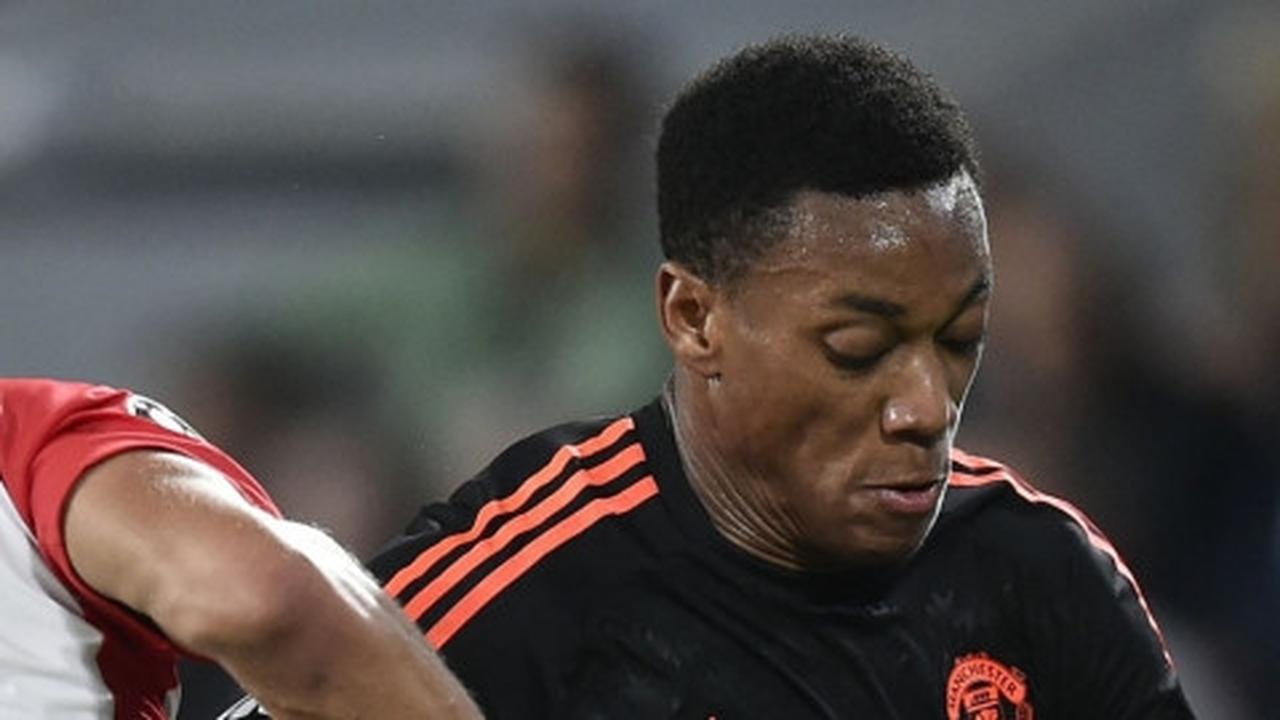 Cabaye minta fans MU tak bebani Martial