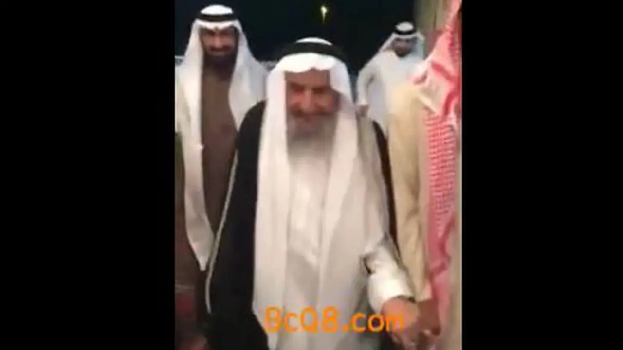 Kakek 100 Tahun Menikah Hebohkan Arab Saudi