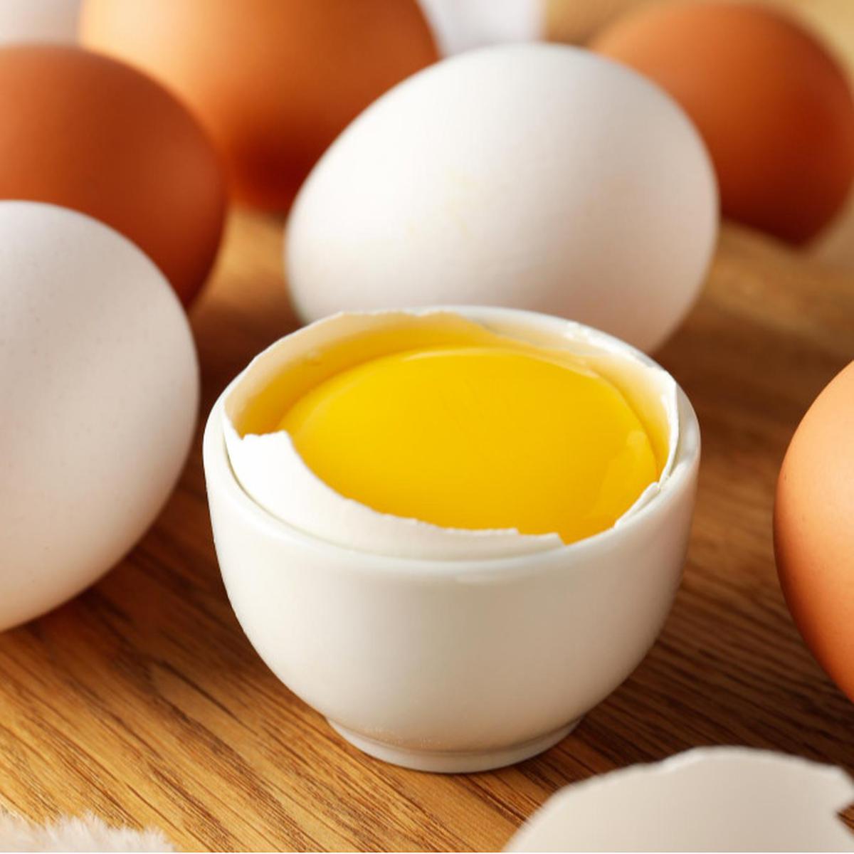 Kuning Telur untuk Menebalkan Alis